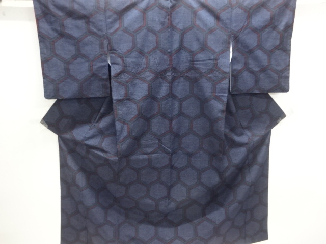 JAPANESE KIMONO / TSUMUGI / WOVEN KIKKO PATTERN